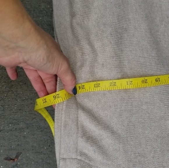 Iman oatmeal cape M/L NWT - Picture 7 of 8